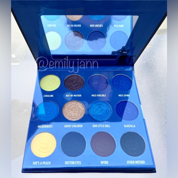 Coraline🌒Eyeshadow Palette - Picture 5 of 12